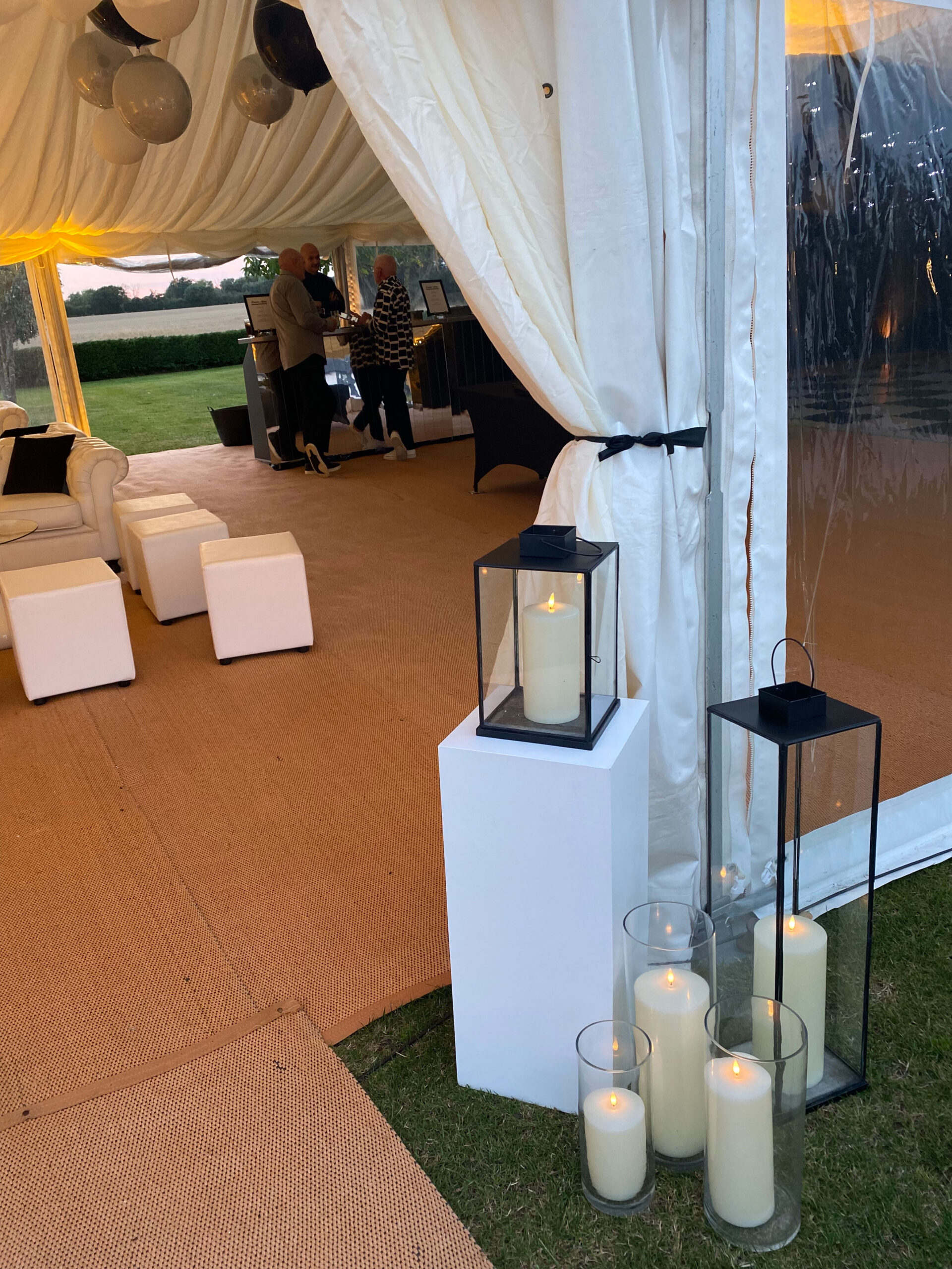 Black Floor Lanterns